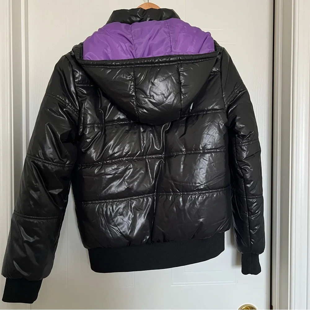 Reebok Black Jacket with Purple Highlights Reversible - Picture 7 of 12